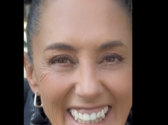 Con Esa Cariitaaa...